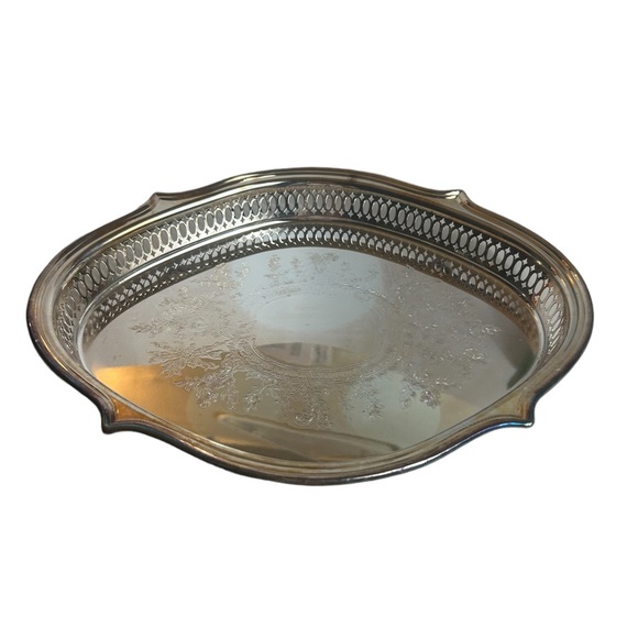 Vanity Or Serving Tray Silver Plate Etched Filigree Oval Primrose Catering Dish - Picture 6 of 12